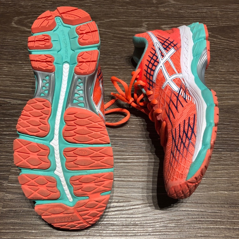 ASICS GEL-Nimbus 17 running shoe